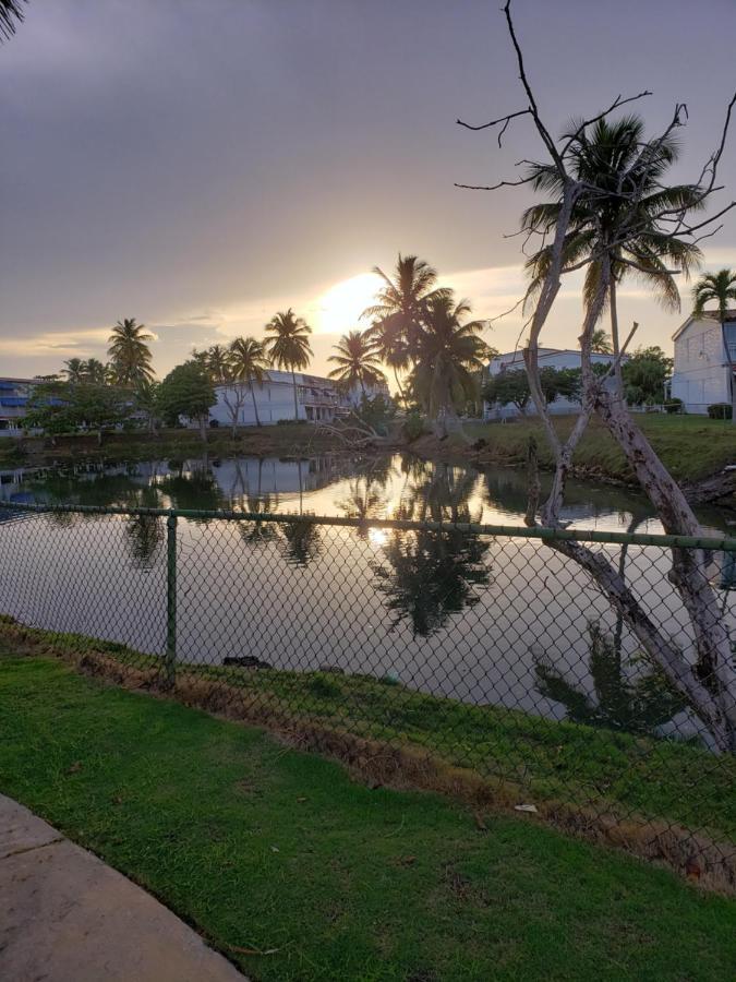 Beach Villas Dorado Puerto Rico Exterior photo